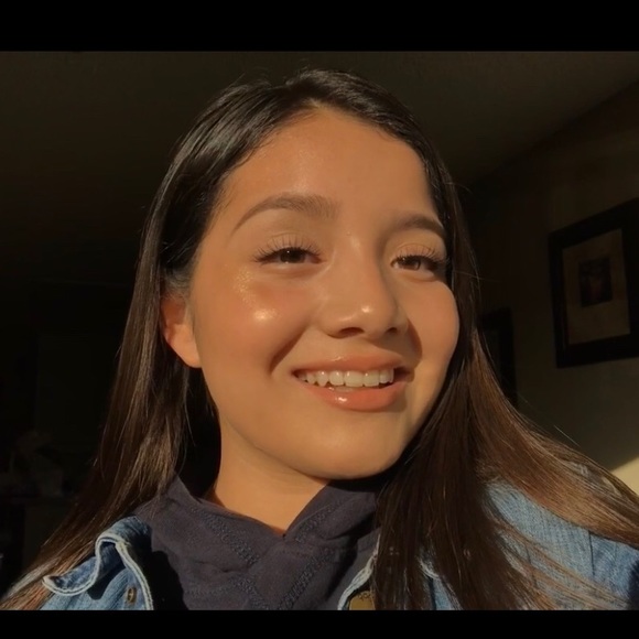 Meet your Posher, Gishly - Picture 1 of 1